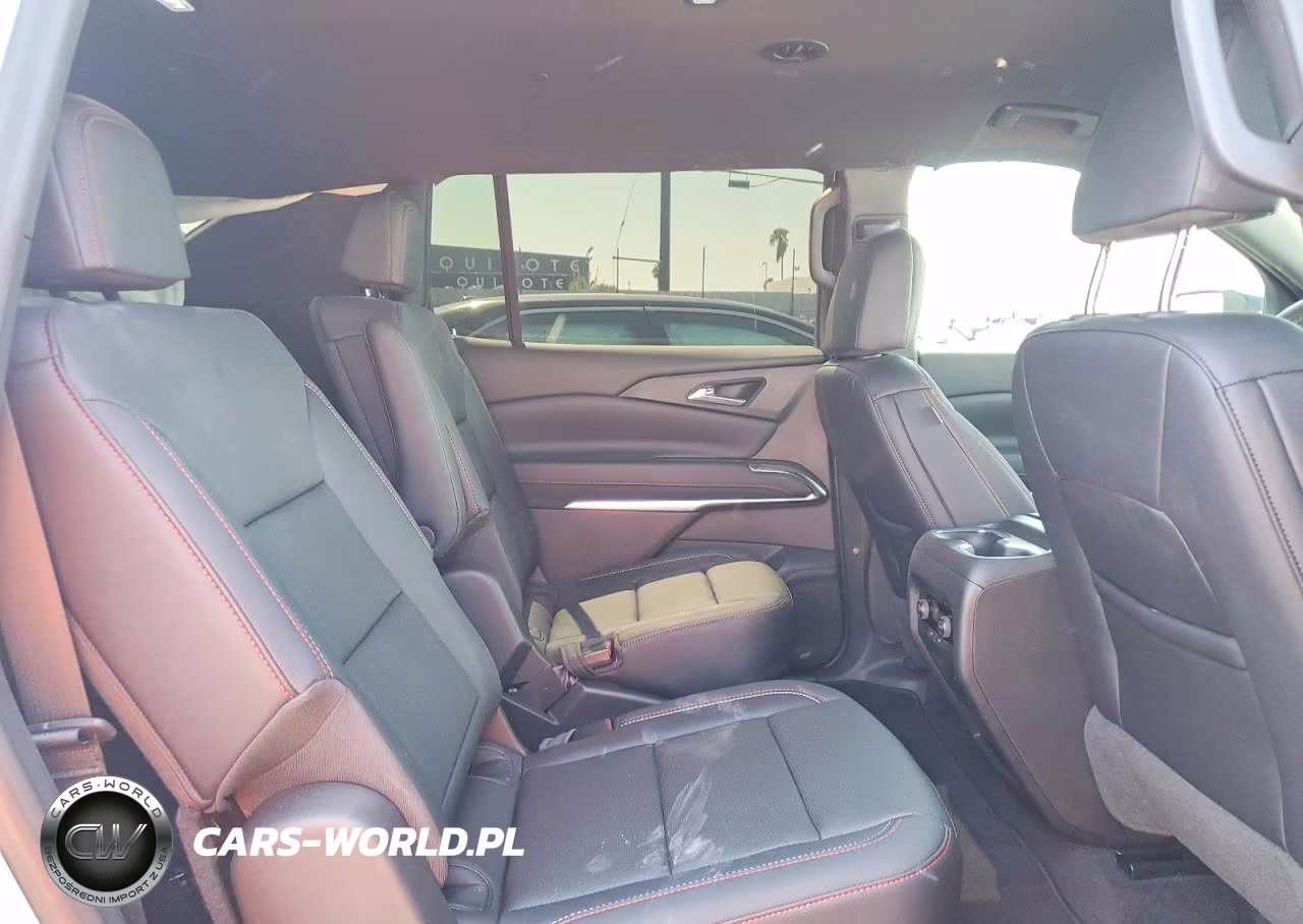 2026 Chevrolet Traverse Z71 VIN:1GNEVJKS3TJ283172 - 11