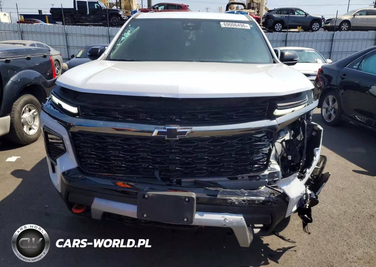 2026 Chevrolet Traverse Z71 VIN:1GNEVJKS3TJ283172 - 5