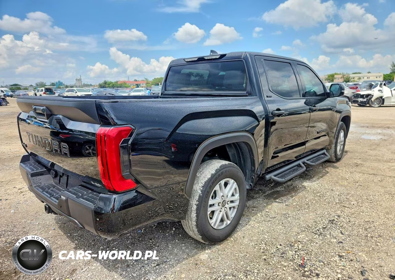 2024 Toyota Tundra Crewmax Sr VIN:5TFLA5DB8RX230392 - 3