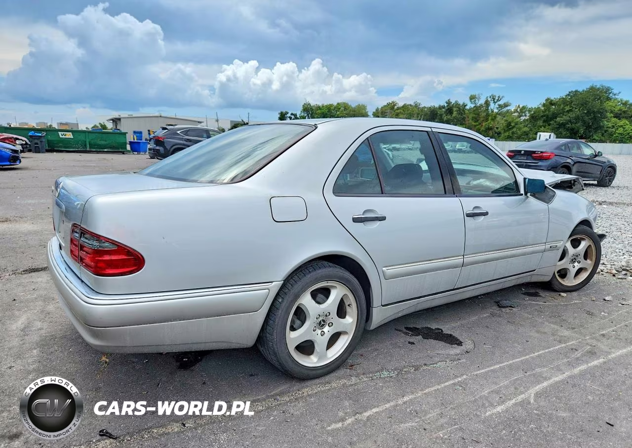 1999 Mercedes-Benz E 430 VIN:WDBJF70H7XA871885 - 3