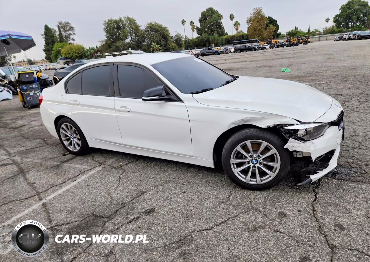 2016 BMW 320 I VIN:WBA8E1G55GNT33784 - 4