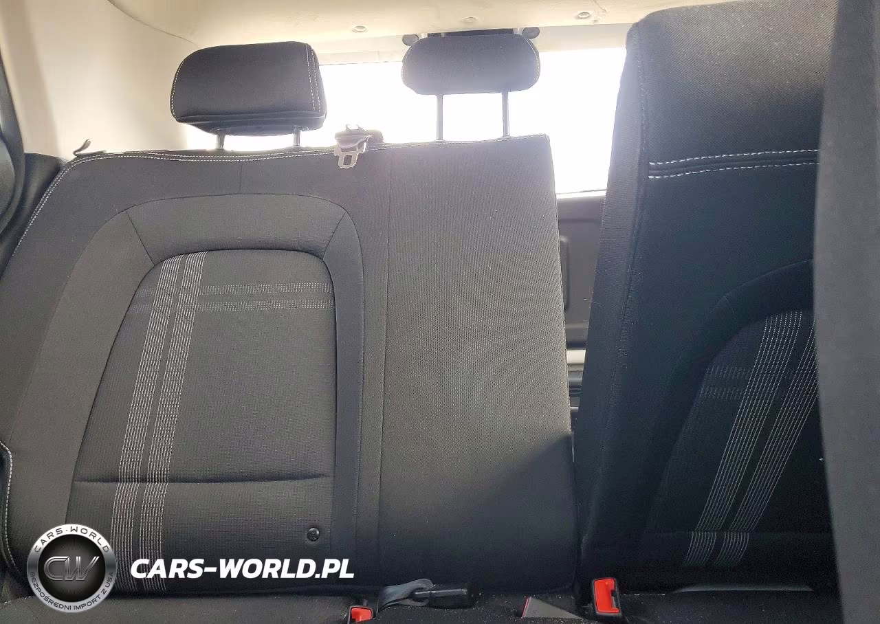 2020 Hyundai Venue Sel VIN:KMHRC8A38LU053589 - 10