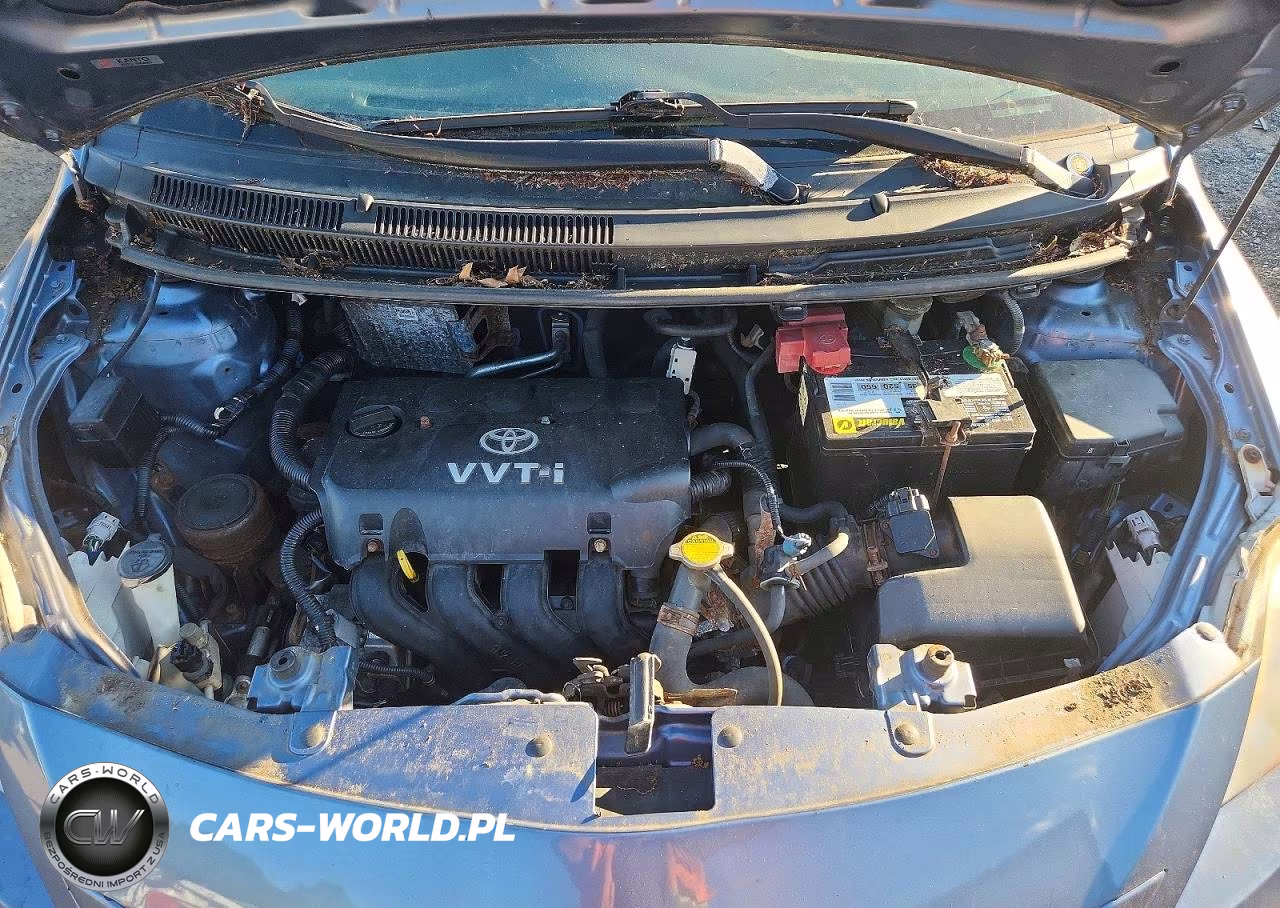 2025 Toyota Yaris Base VIN:JTDBT923971165996 - 11