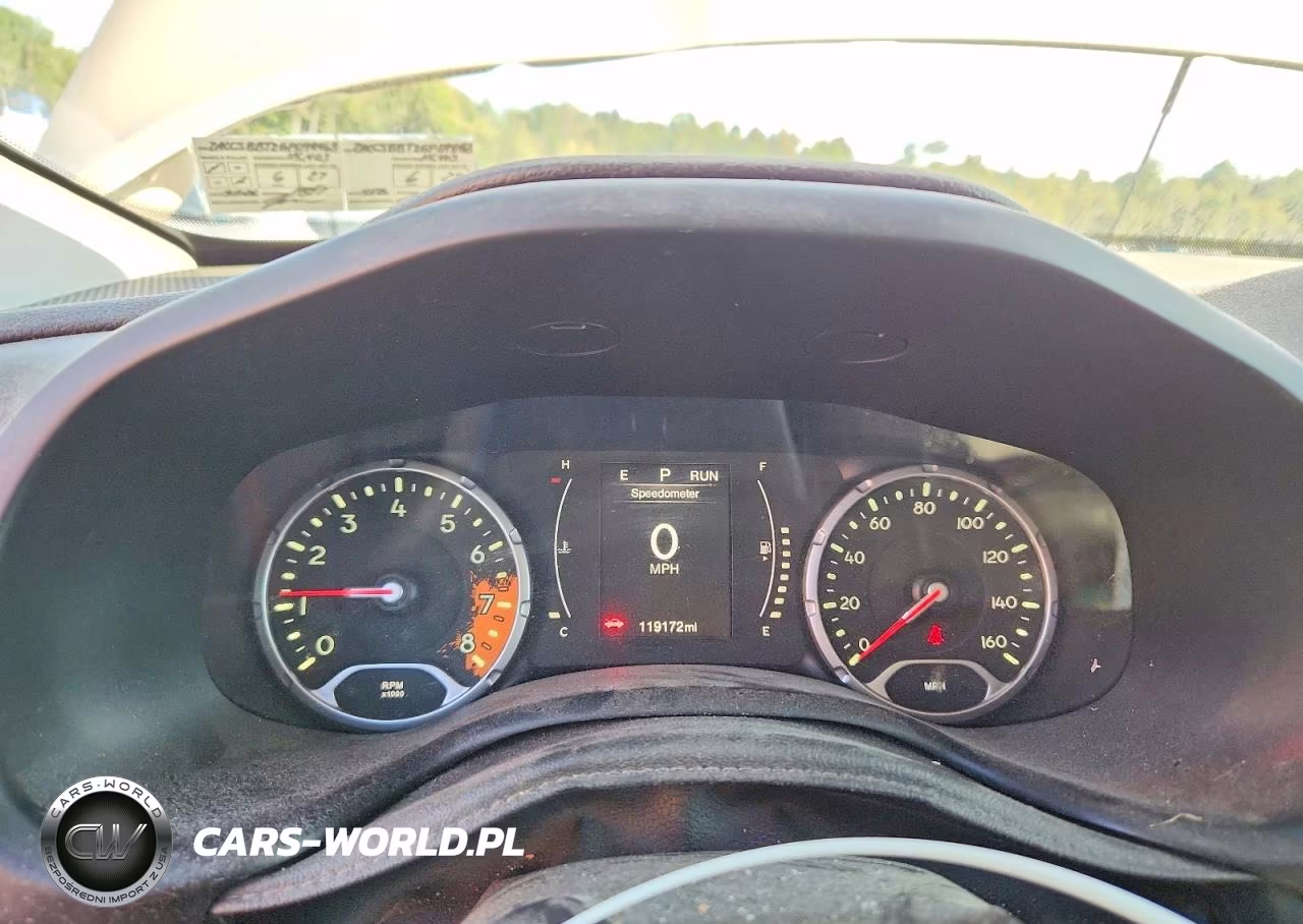 2016 Jeep Renegade Latitude VIN:ZACCJBBT2GPD98863 - 9