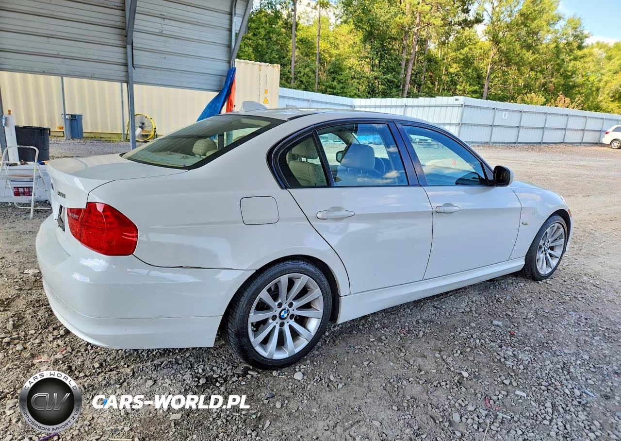 2009 BMW 328 I VIN:WBAPH77539NM45993 - 3