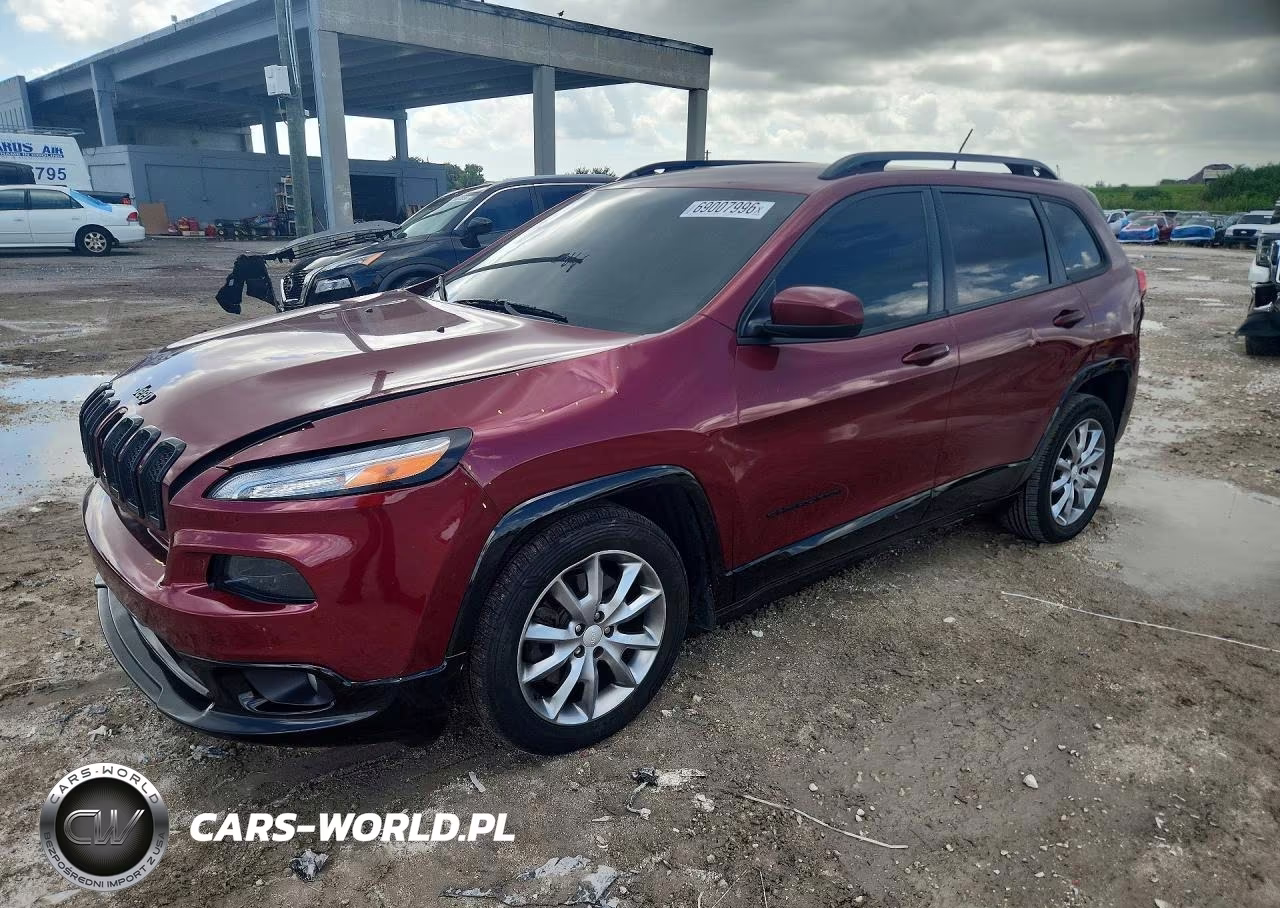 2018 Jeep Cherokee Latitude VIN:1C4PJLCB2JD604394 - 1