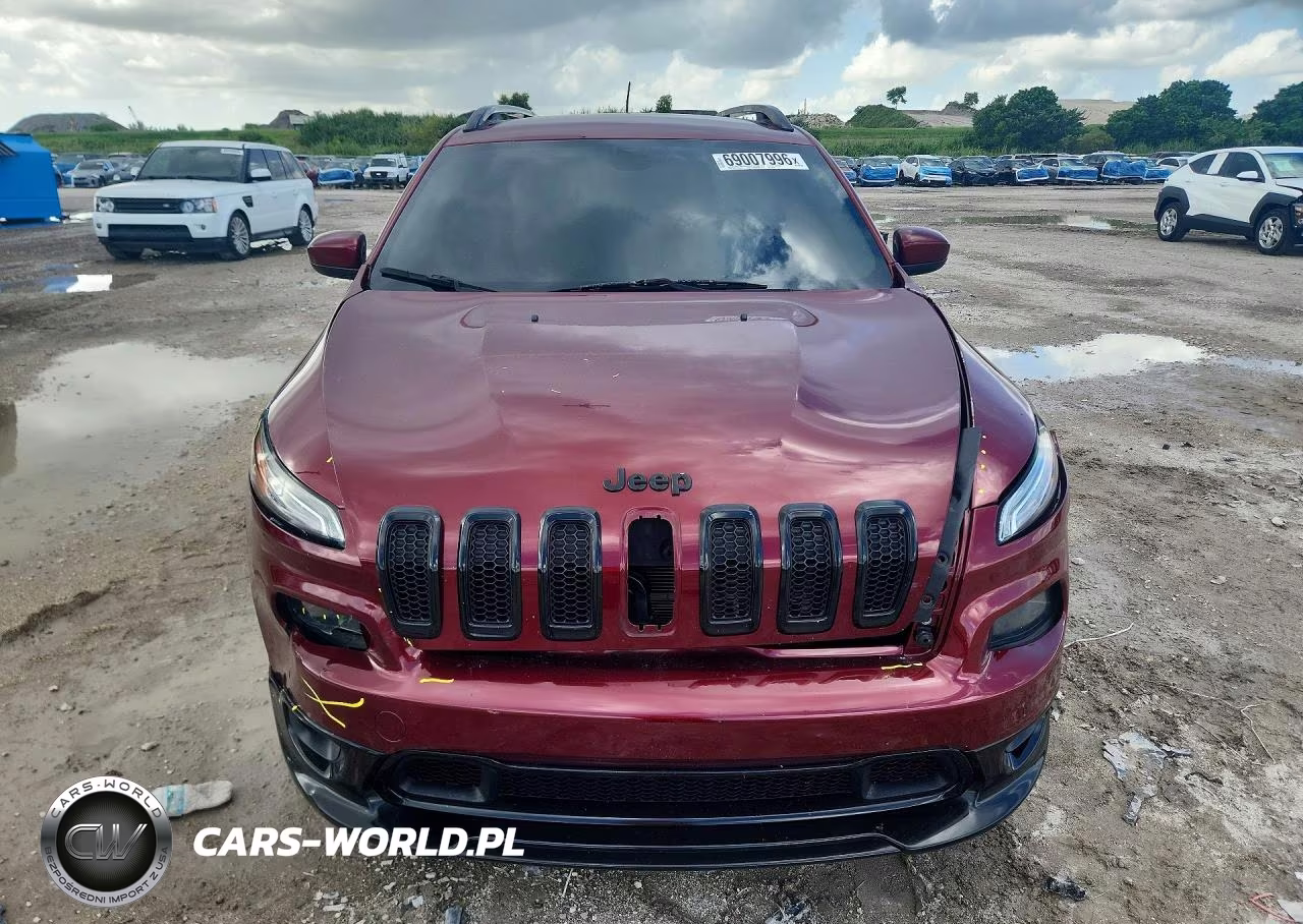 2018 Jeep Cherokee Latitude VIN:1C4PJLCB2JD604394 - 5