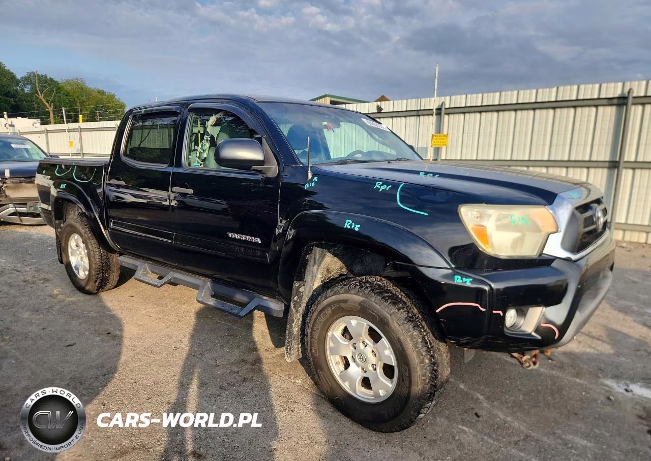 2014 Toyota Tacoma V6 VIN:3TMLU4EN9EM149377 - 4