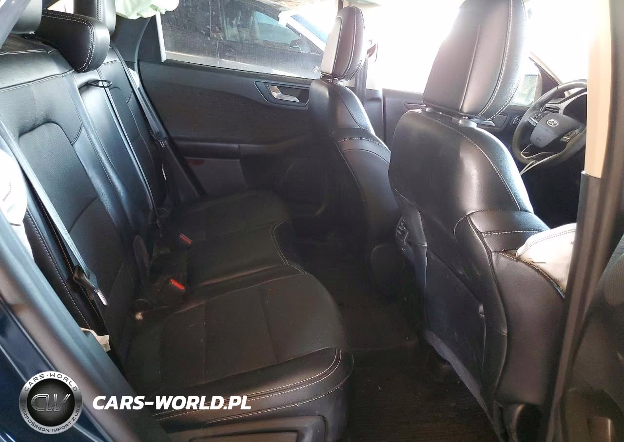 2020 Ford Escape Titanium VIN:1FMCU9DZ0LUA60223 - 10