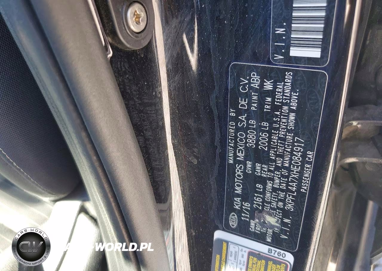 2017 Kia Forte Lx VIN:3KPFL4A7XHE084917 - 12