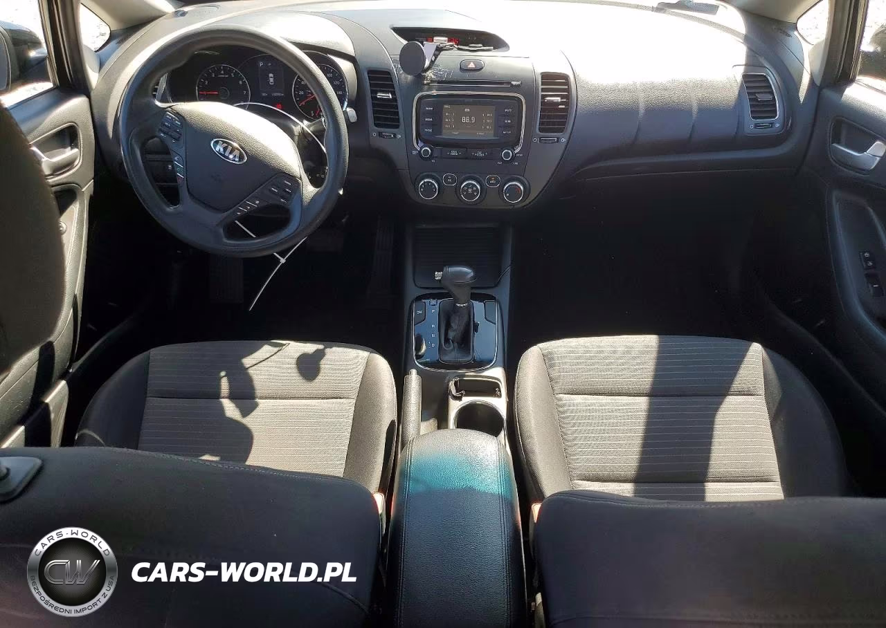 2017 Kia Forte Lx VIN:3KPFL4A7XHE084917 - 8