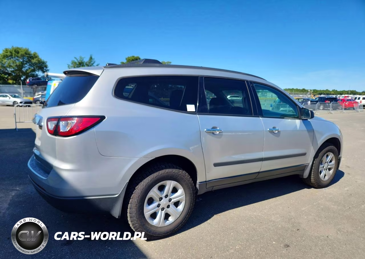 2017 Chevrolet Traverse Ls VIN:1GNKRFED2HJ188109 - 3