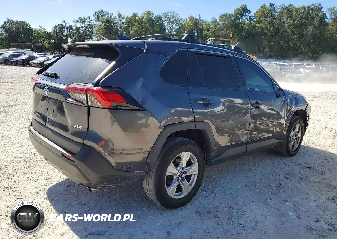 2019 Toyota Rav4 Xle VIN:2T3W1RFV2KW003057 - 3