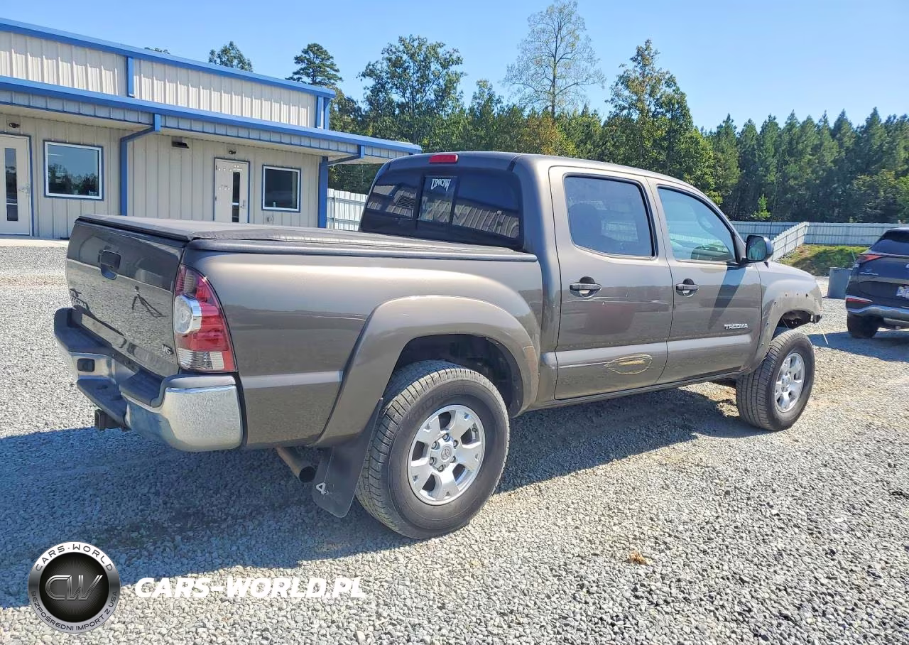 2013 Toyota Tacoma V6 VIN:5TFLU4EN0DX065585 - 3
