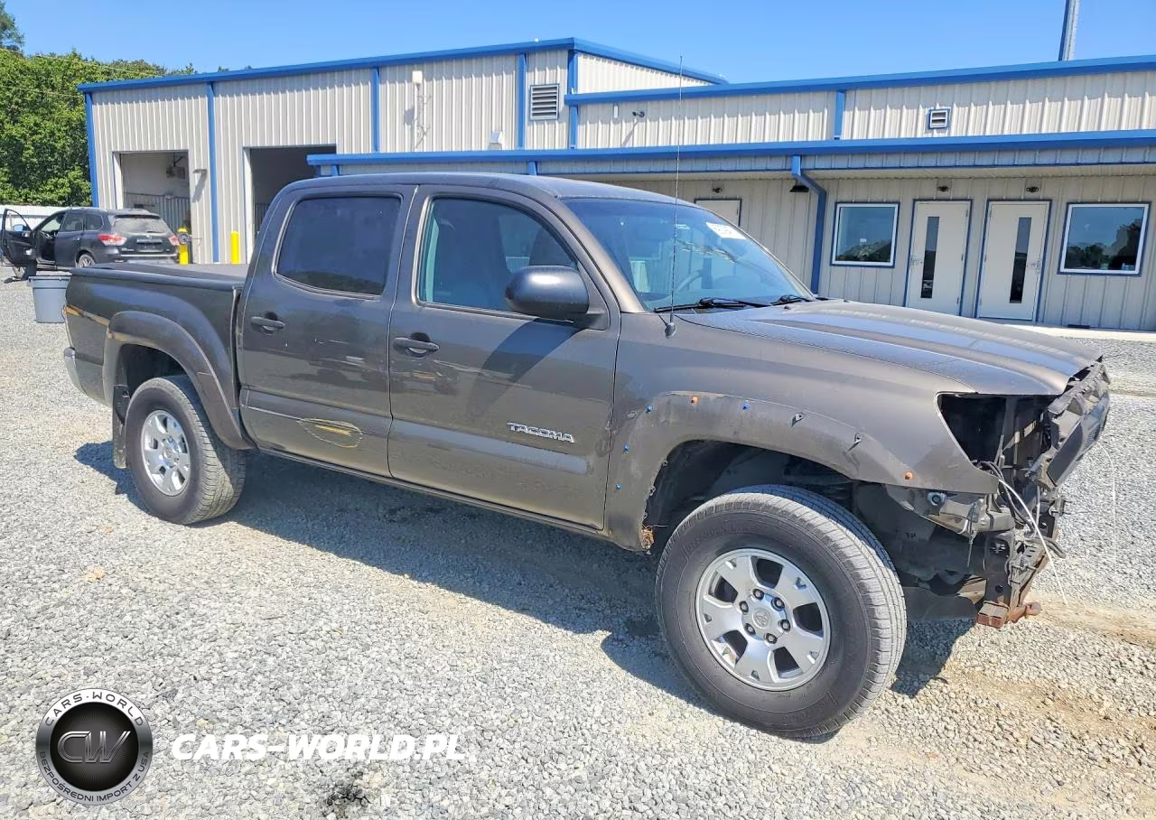 2013 Toyota Tacoma V6 VIN:5TFLU4EN0DX065585 - 4