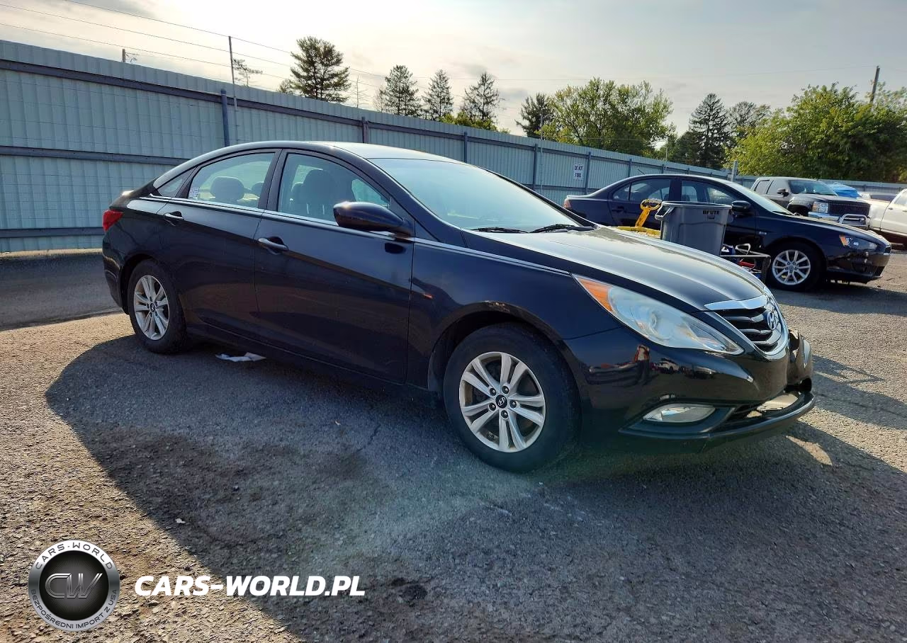 2013 Hyundai Sonata Gls VIN:5NPEB4AC1DH563860 - 4