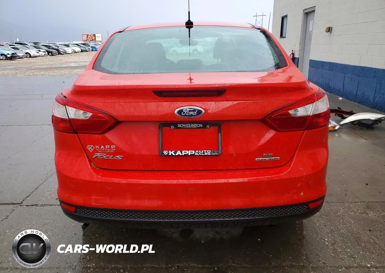 2014 Ford Focus Se VIN:1FADP3F27EL421037 - 6