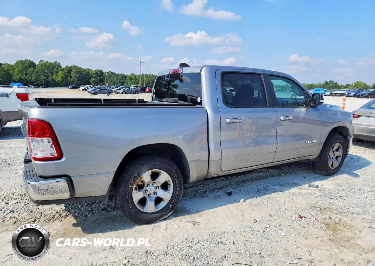 2020 Ram 1500 Big Horn-Lone Star VIN:1C6SRFFT8LN101899 - 3