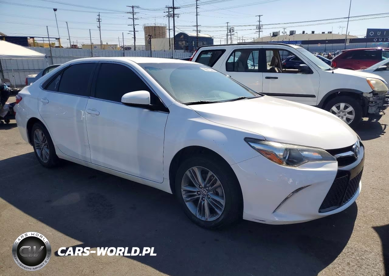 2017 Toyota Camry Se VIN:4T1BF1FK5HU381513 - 4