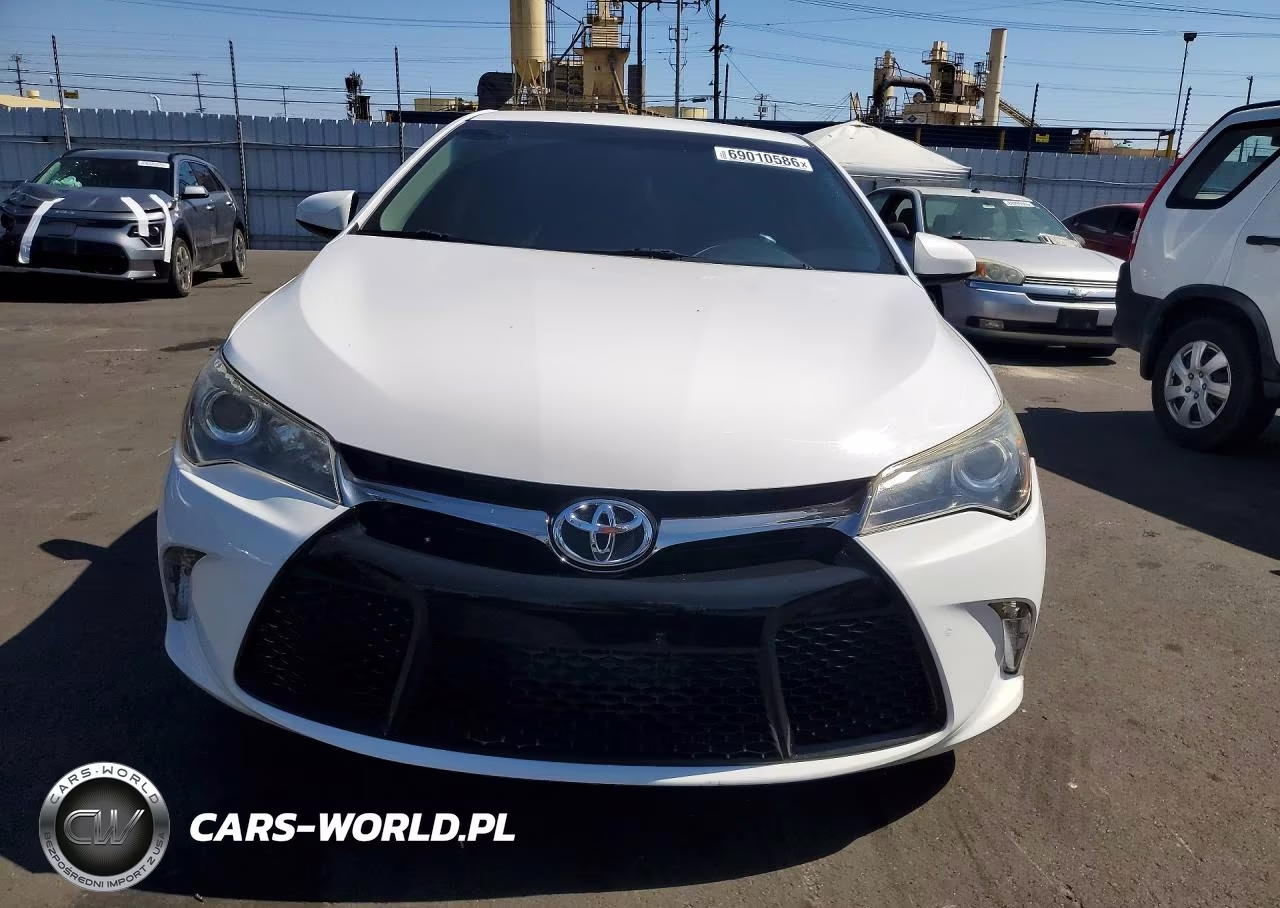 2017 Toyota Camry Se VIN:4T1BF1FK5HU381513 - 5