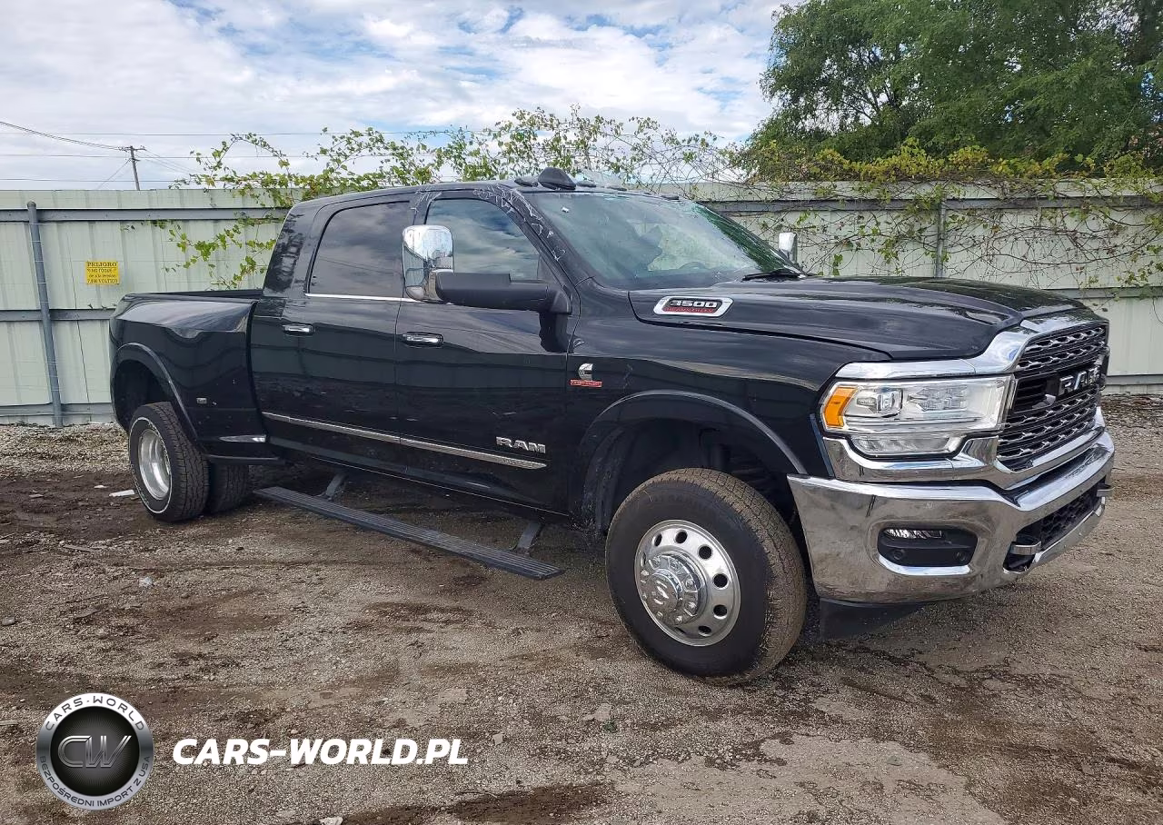 2021 Ram 3500 Limited VIN:3C63RRPLXMG692882 - 4