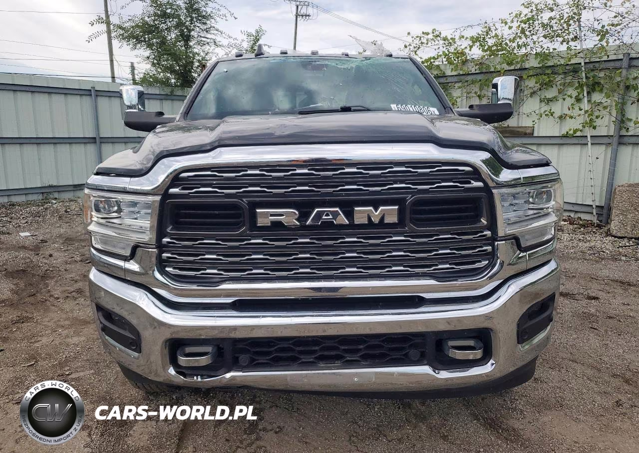2021 Ram 3500 Limited VIN:3C63RRPLXMG692882 - 5