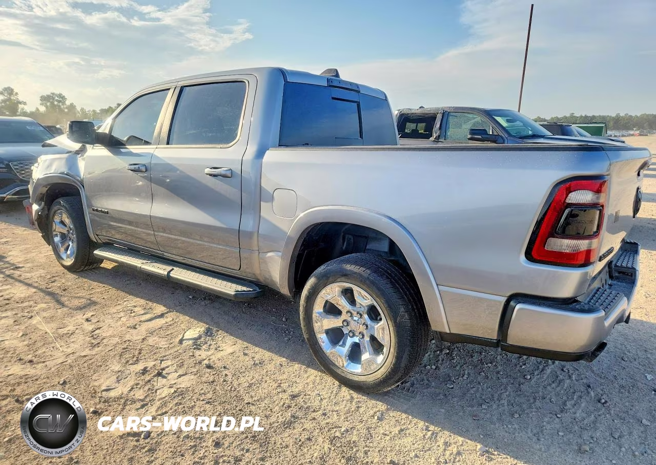 2021 Ram 1500 Laramie VIN:1C6SRFJT1MN694000 - 2