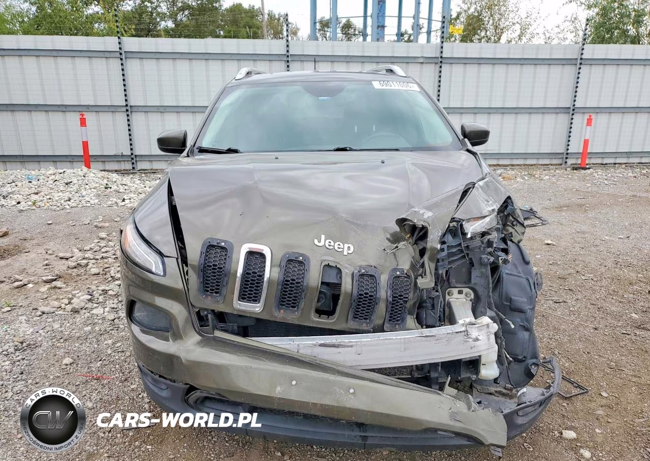 2023 Jeep Cherokee Latitude VIN:1C4PJMCSXFW649486 - 5