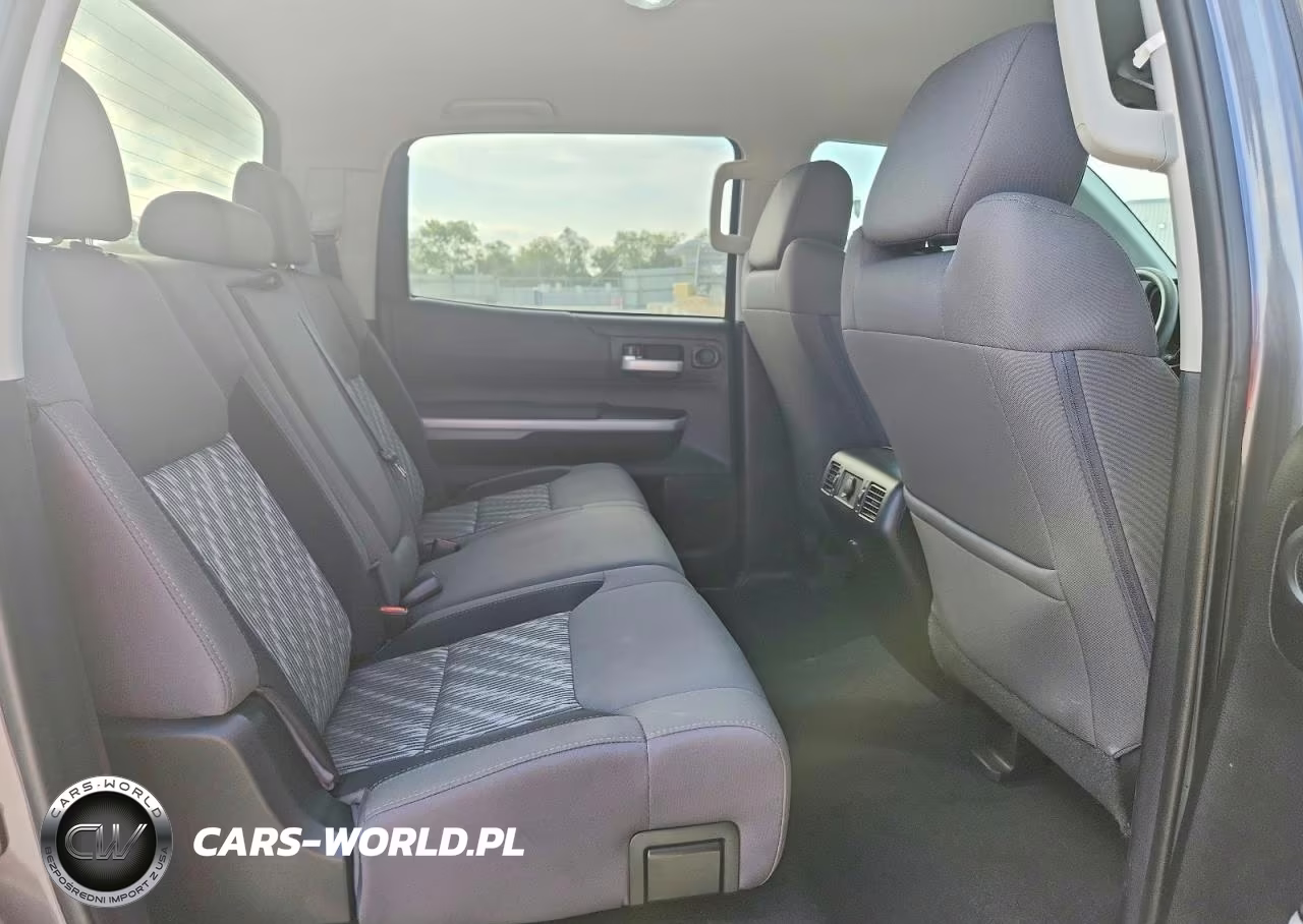 2019 Toyota Tundra Sr5 VIN:5TFDY5F11KX833582 - 10