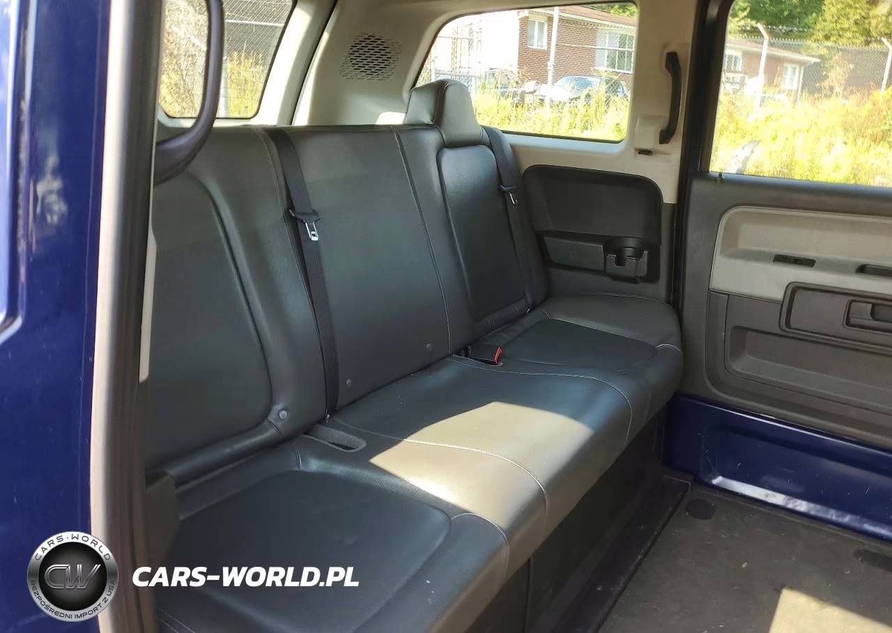 2012 The Vehicle Production Group Mv 1 VIN:523MF1A69CM100288 - 11