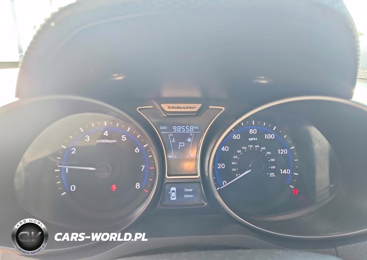 2015 Hyundai Veloster Turbo VIN:KMHTC6AE8FU232151 - 9