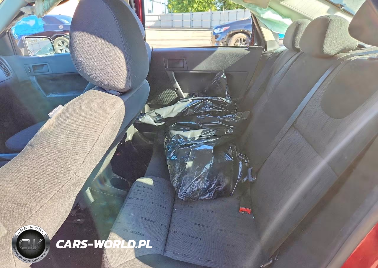 2009 Ford Focus Se VIN:1FAHP35N29W140460 - 10