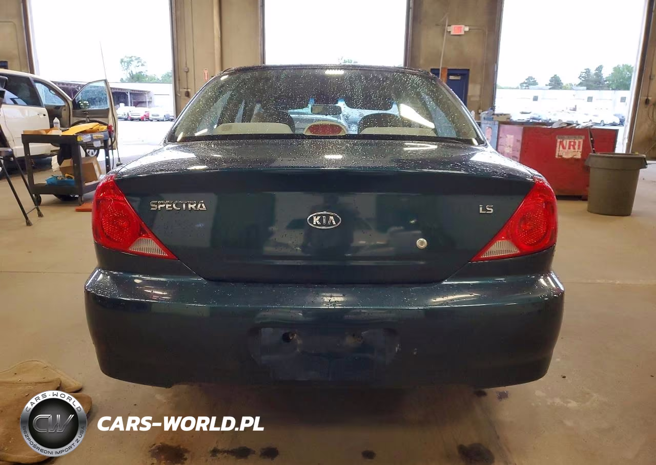 2002 Kia Spectra Base VIN:KNAFB121425156903 - 6
