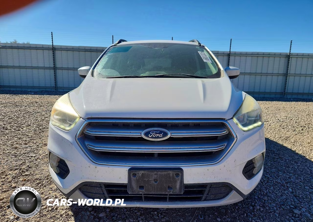 2017 Ford Escape Se VIN:1FMCU9G90HUD85618 - 5