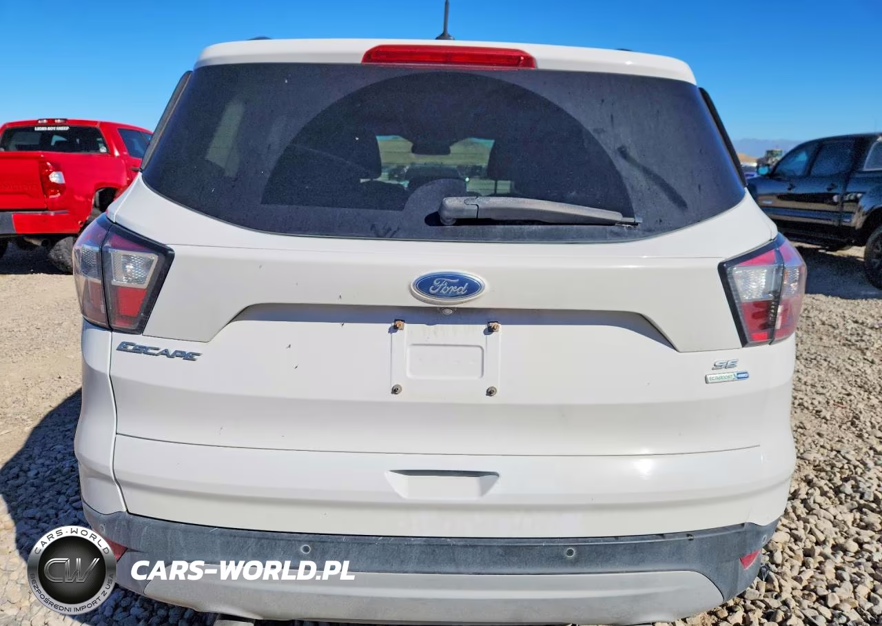 2017 Ford Escape Se VIN:1FMCU9G90HUD85618 - 6