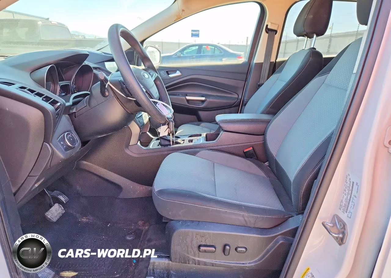 2017 Ford Escape Se VIN:1FMCU9G90HUD85618 - 7