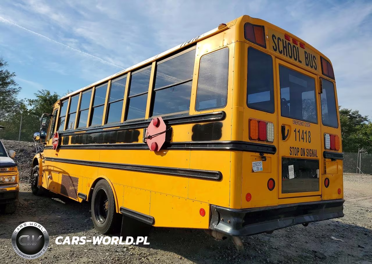2012 Freightliner Chassis B2B VIN:4UZABRDT6CCBF9321 - 2
