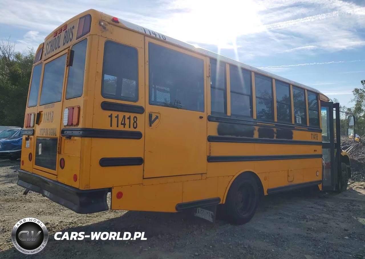 2012 Freightliner Chassis B2B VIN:4UZABRDT6CCBF9321 - 3