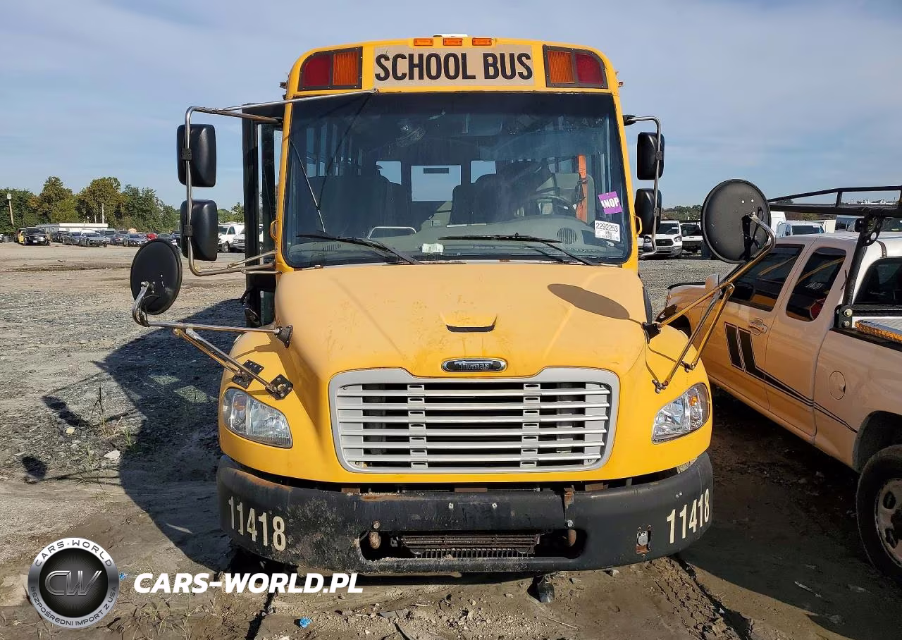 2012 Freightliner Chassis B2B VIN:4UZABRDT6CCBF9321 - 5