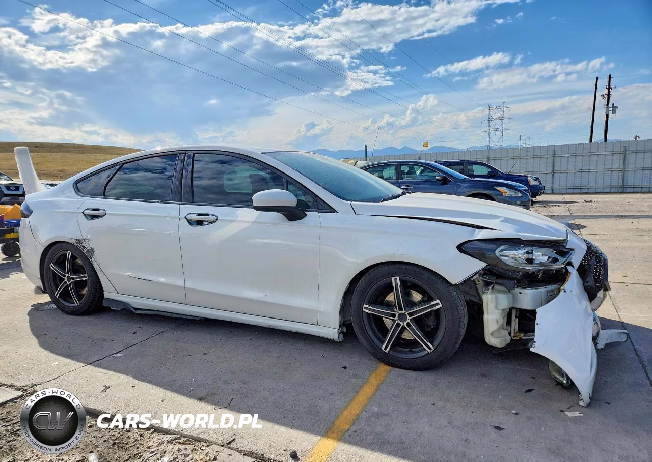 2017 Ford Fusion Se VIN:3FA6P0H71HR181778 - 4
