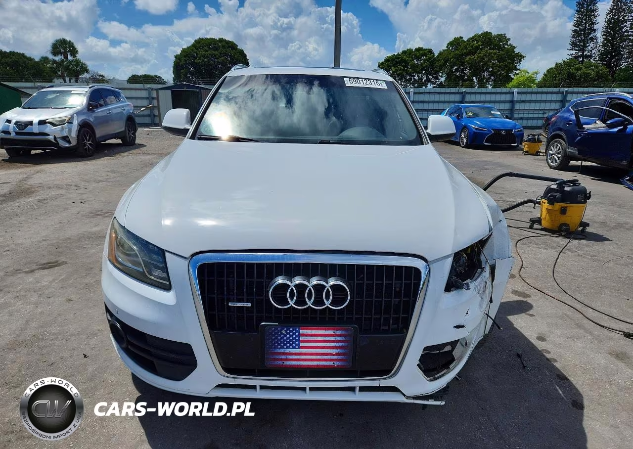 2010 Audi Q5 Premium Plus VIN:WA1LKAFP7AA042429 - 5