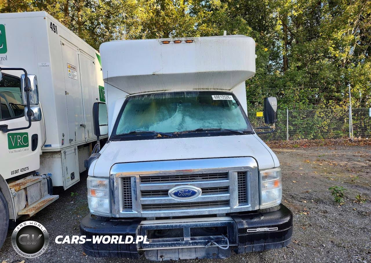 2011 Ford Econoline E450 Super Duty Cutaway Van VIN:1FDFE4FS6BDA63087 - 5