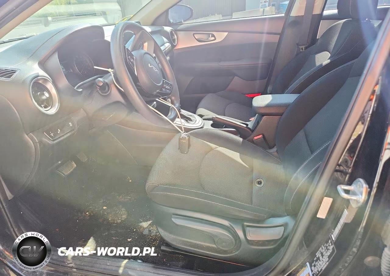 2022 Kia Forte Lxs VIN:3KPF24AD0NE471836 - 7