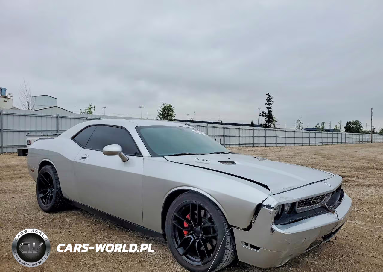 2008 Dodge Challenger Srt-8 VIN:2B3LJ74W48H311747 - 4