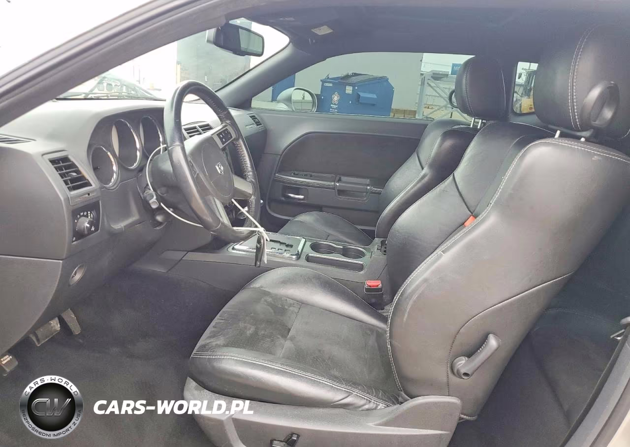 2008 Dodge Challenger Srt-8 VIN:2B3LJ74W48H311747 - 7