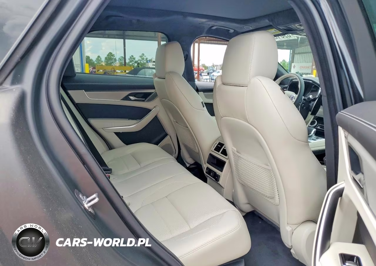 2026 Jaguar F-Pace R-Dynamic S VIN:SADCT2EX5TA757825 - 11
