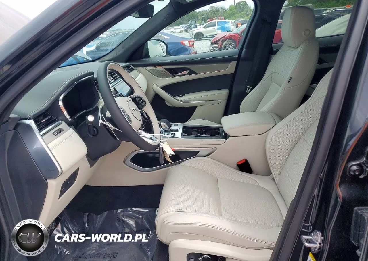 2026 Jaguar F-Pace R-Dynamic S VIN:SADCT2EX5TA757825 - 7