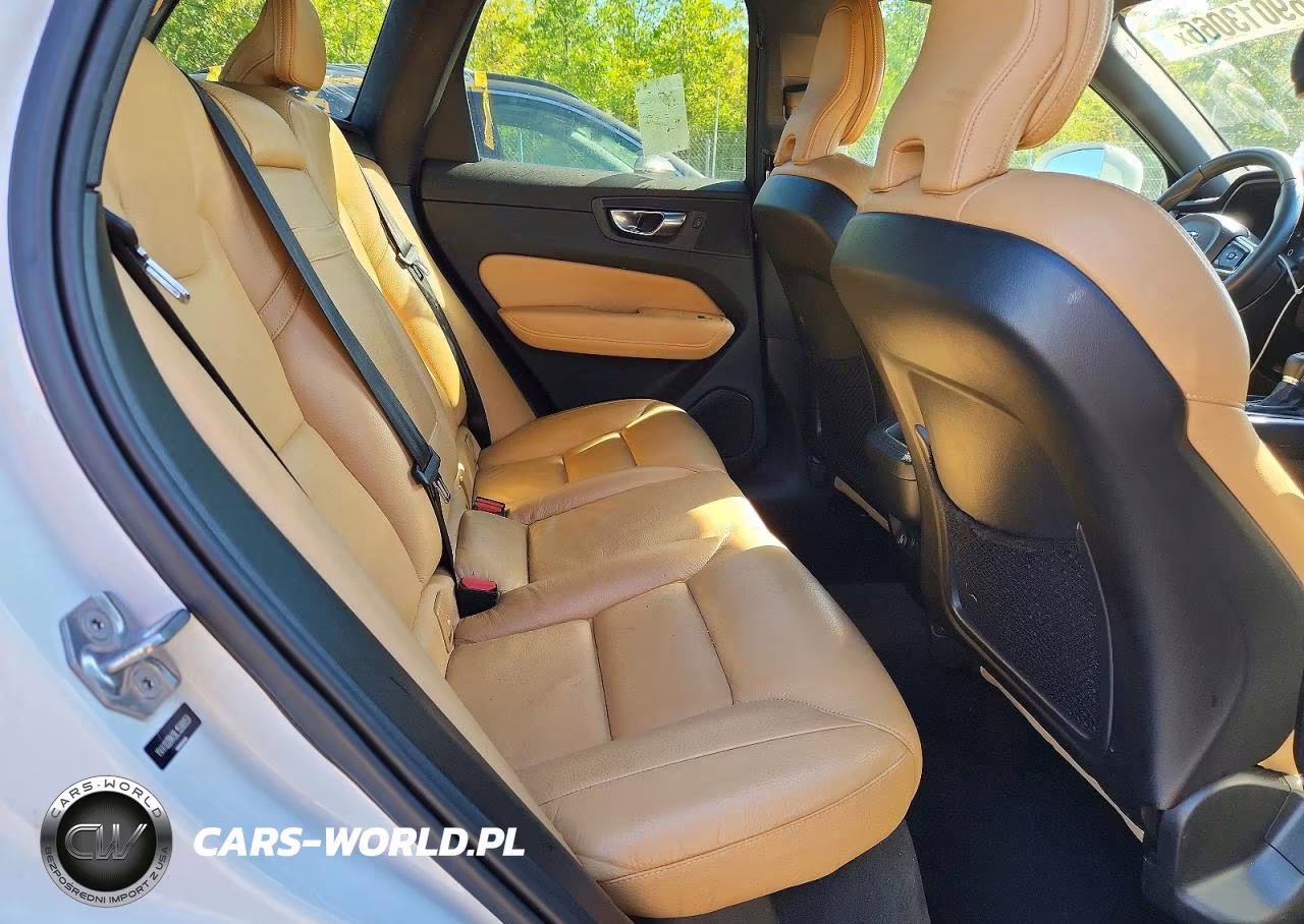 2020 Volvo Xc60 T5 Momentum VIN:YV4102RK9L1598959 - 11