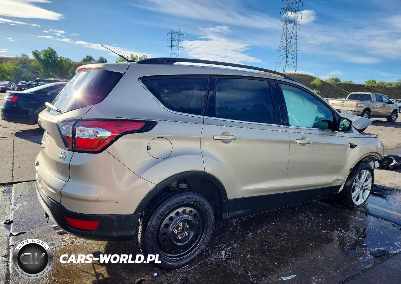 2018 Ford Escape Se VIN:1FMCU9GD2JUC49954 - 3
