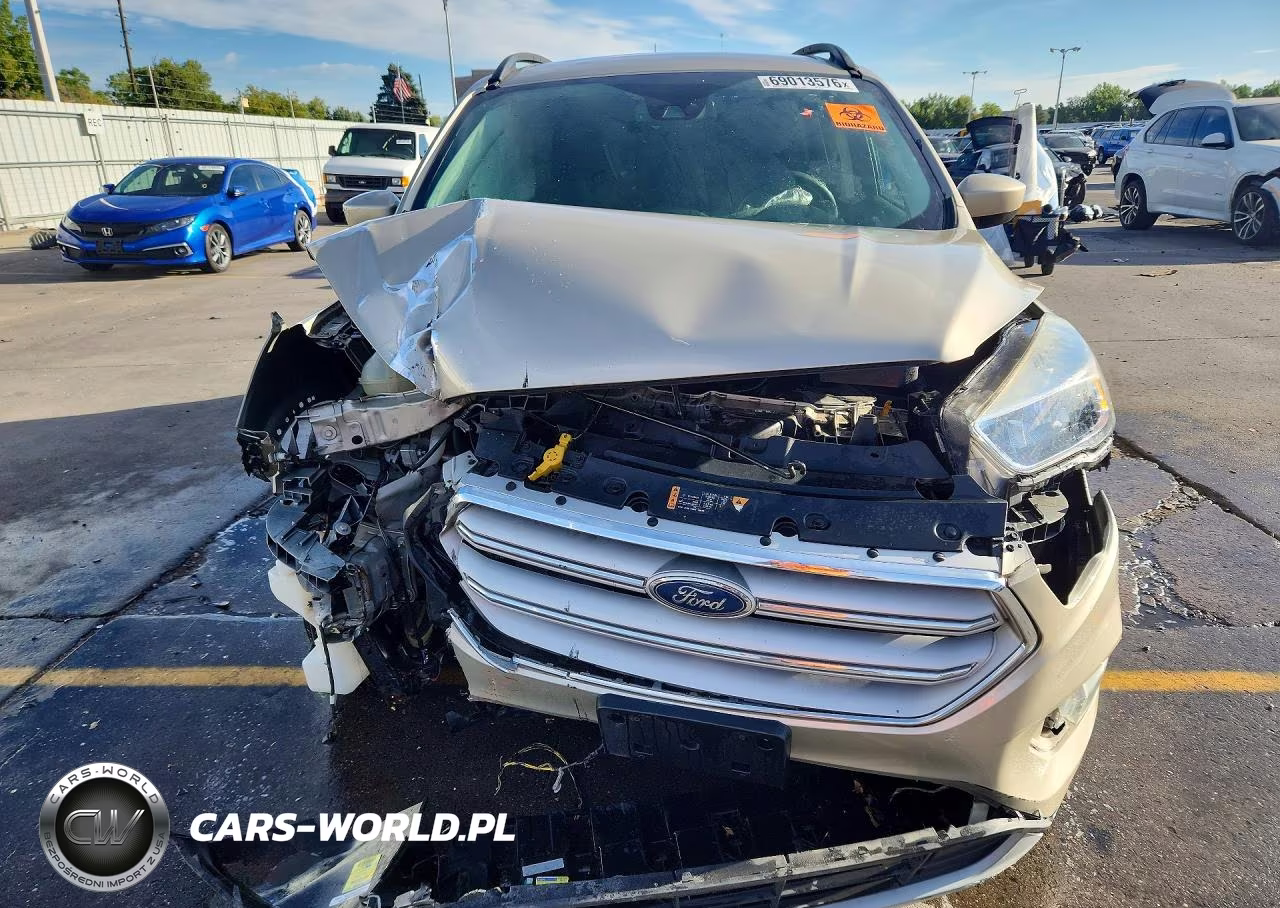 2018 Ford Escape Se VIN:1FMCU9GD2JUC49954 - 5